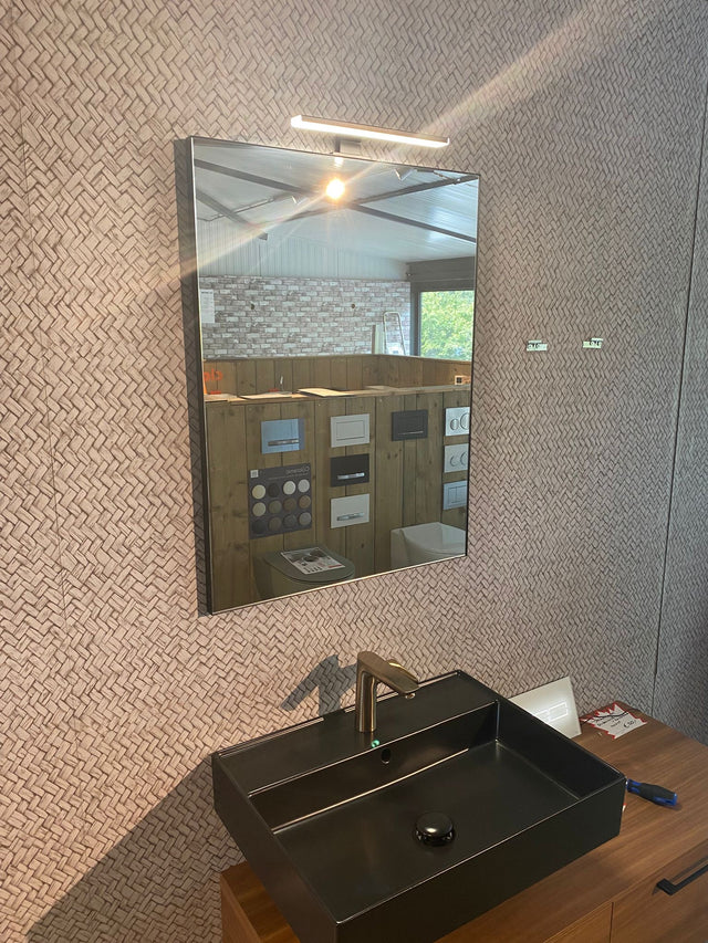 Showmodel Riho spiegel 80x60cm met zwart lijst