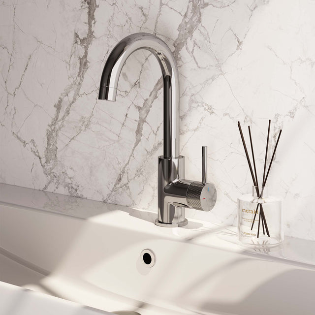 BRAUER Chrome Carving hoge opbouw wastafelmengkraan met draaibare ronde uitloop model A chroom 5-CE-003-R4