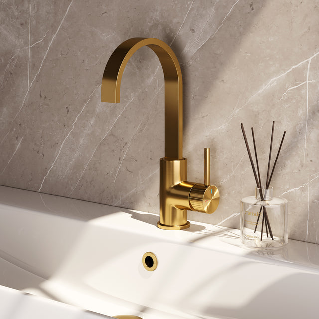 BRAUER Stripe hoge opbouw wastafelmengkraan met draaibare platte uitloop model A goud geborsteld PVD 5-GG-003-S5