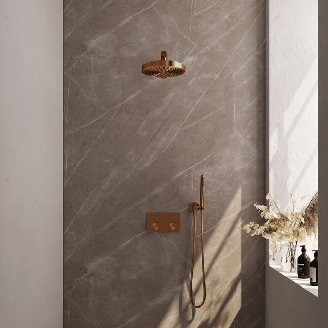 BRAUER Stripe thermostatische inbouw regendouche met drukknoppen SET 25 met 25 cm douchekop en rechte muurarm en staaf handdouche en doucheslang en wandaansluitbocht koper geborsteld PVD 5-GK-413