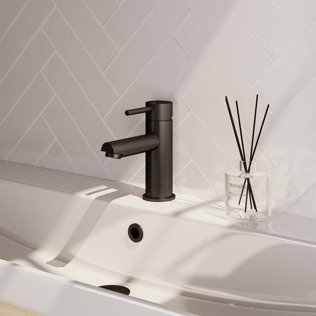BRAUER Stripe lage opbouw wastafelmengkraan model A mat zwart 5-S-001-HD7