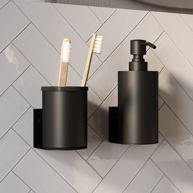 BRAUER Zeepdispenser en beker model A incl. wand ophanging en magnetisch opzetvlak mat zwart AE-ZDAMZ