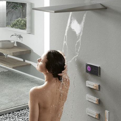 Tres (7524442996972)