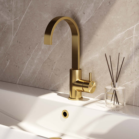 BRAUER Gold Edition hoge opbouw wastafelmengkraan met draaibare platte uitloop model B goud geborsteld PVD