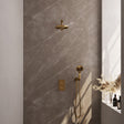 BRAUER Gold Carving thermostatische inbouw regendouche 3-weg omstelling SET 31 met 20 cm douchekop en rechte muurarm en 3-standen handdouche en doucheslang en wandaansluitbocht goud geborsteld PVD