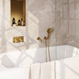 BRAUER Gold Carving thermostatische inbouw badkraan met drukknoppen SET 04 met uitloop en 3-standen handdouche en doucheslang en wandaansluitbocht goud geborsteld PVD