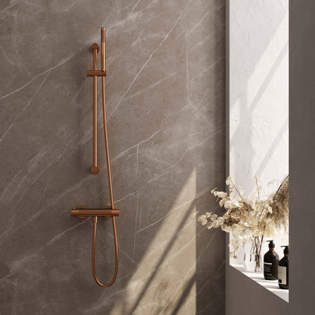 BRAUER Copper Carving opbouw douche thermostaatkraan SET 01 met glijstang en staaf handdouche en doucheslang koper geborsteld PVD 5-GK-086-1
