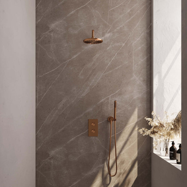 BRAUER Copper Carving thermostatische inbouw regendouche 3-weg omstelling SET 27 met 20 cm douchekop en gebogen muurarm en staaf handdouche en doucheslang en wandaansluitbocht koper geborsteld PVD 5-GK-123