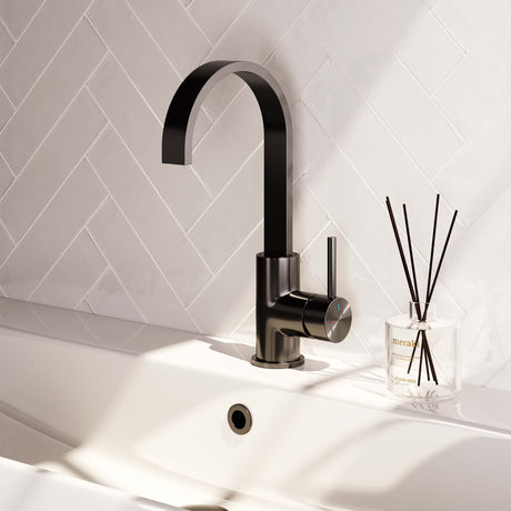 BRAUER Gunmetal Edition hoge opbouw wastafelmengkraan met draaibare platte uitloop model A gunmetal geborsteld PVD