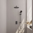 BRAUER Gunmetal Carving thermostatische inbouw regendouche 3-weg omstelling SET 46 met 30 cm douchekop en gebogen muurarm en 3-standen handdouche en doucheslang en geïntegreerde glijstang gunmetal geborsteld PVD