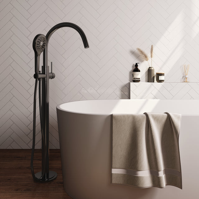 BRAUER Stripe vrijstaande badmengkraan SET 02 met 3-standen handdouche en doucheslang gunmetal geborsteld PVD 5-GM-338