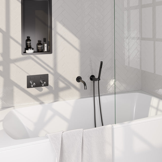 BRAUER Stripe thermostatische inbouw badkraan met drukknoppen SET 03 met uitloop en staaf handdouche en doucheslang en wandaansluitbocht gunmetal geborsteld PVD 5-GM-363