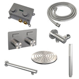 BRAUER Brushed Carving thermostatische inbouw regendouche met drukknoppen SET 49 met 20 cm douchekop en rechte muurarm en staaf handdouche en doucheslang en wandaansluitbocht RVS geborsteld PVD