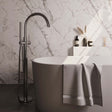 BRAUER Brushed Edition vrijstaande badmengkraan SET 01 met staaf handdouche en doucheslang RVS geborsteld PVD 5-NG-259