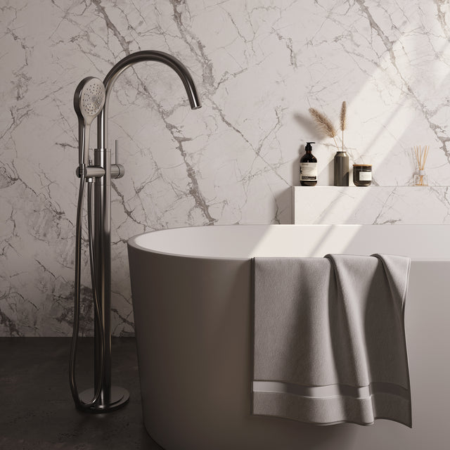 BRAUER Stripe vrijstaande badmengkraan SET 02 met 3-standen handdouche en doucheslang RVS-kleurig geborsteld PVD 5-NG-338