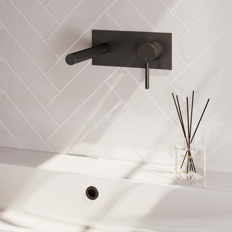 BRAUER Black Carving inbouw wastafelmengkraan met rechte uitloop en afdekplaat model A1 mat zwart 5-S-004-S6