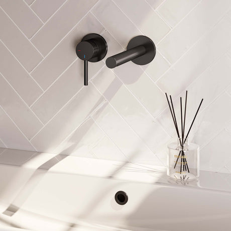 BRAUER Black Carving inbouw wastafelmengkraan met rechte uitloop en rozetten model A2 mat zwart 5-S-083-S6-65