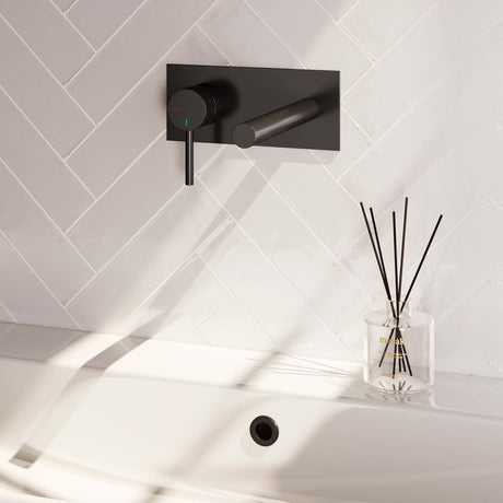 BRAUER Black Carving inbouw wastafelmengkraan met rechte uitloop en afdekplaat model A2 mat zwart 5-S-083-S6