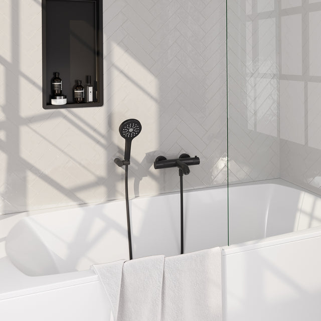BRAUER Black Carving opbouw baddouche thermostaatkraan SET 04 met wandhouder en 3-standen handdouche en doucheslang mat zwart 5-S-085-4